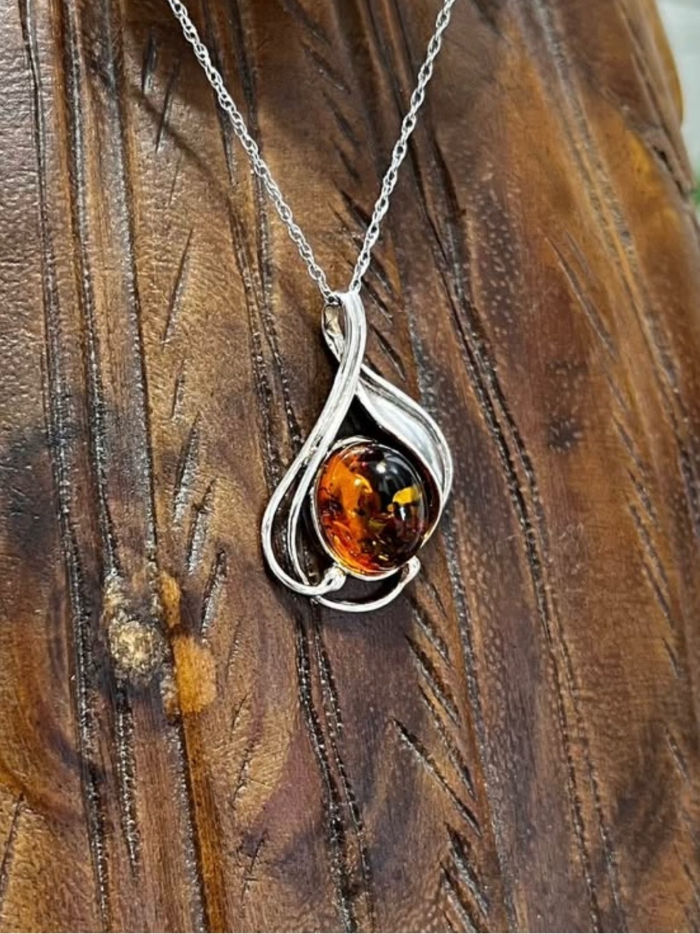 Vintage Cognac Amber Cabochon Sterling Silver Necklace 18"